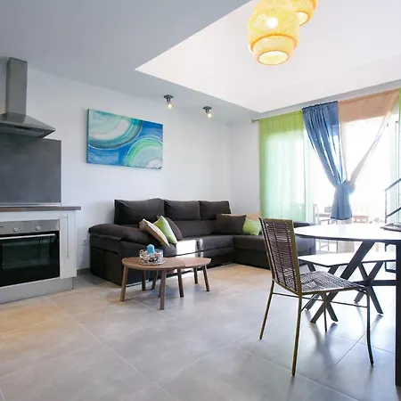 Duplex Calypso شقة *